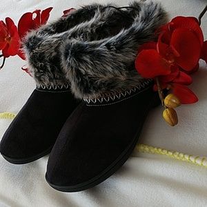 Goldtoe Womens Slippers Booties Furry Memory S 6-7